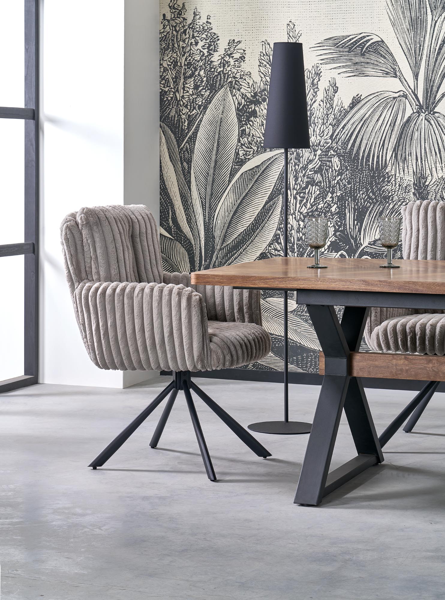 BARON extension table, walnut / black - Image 8