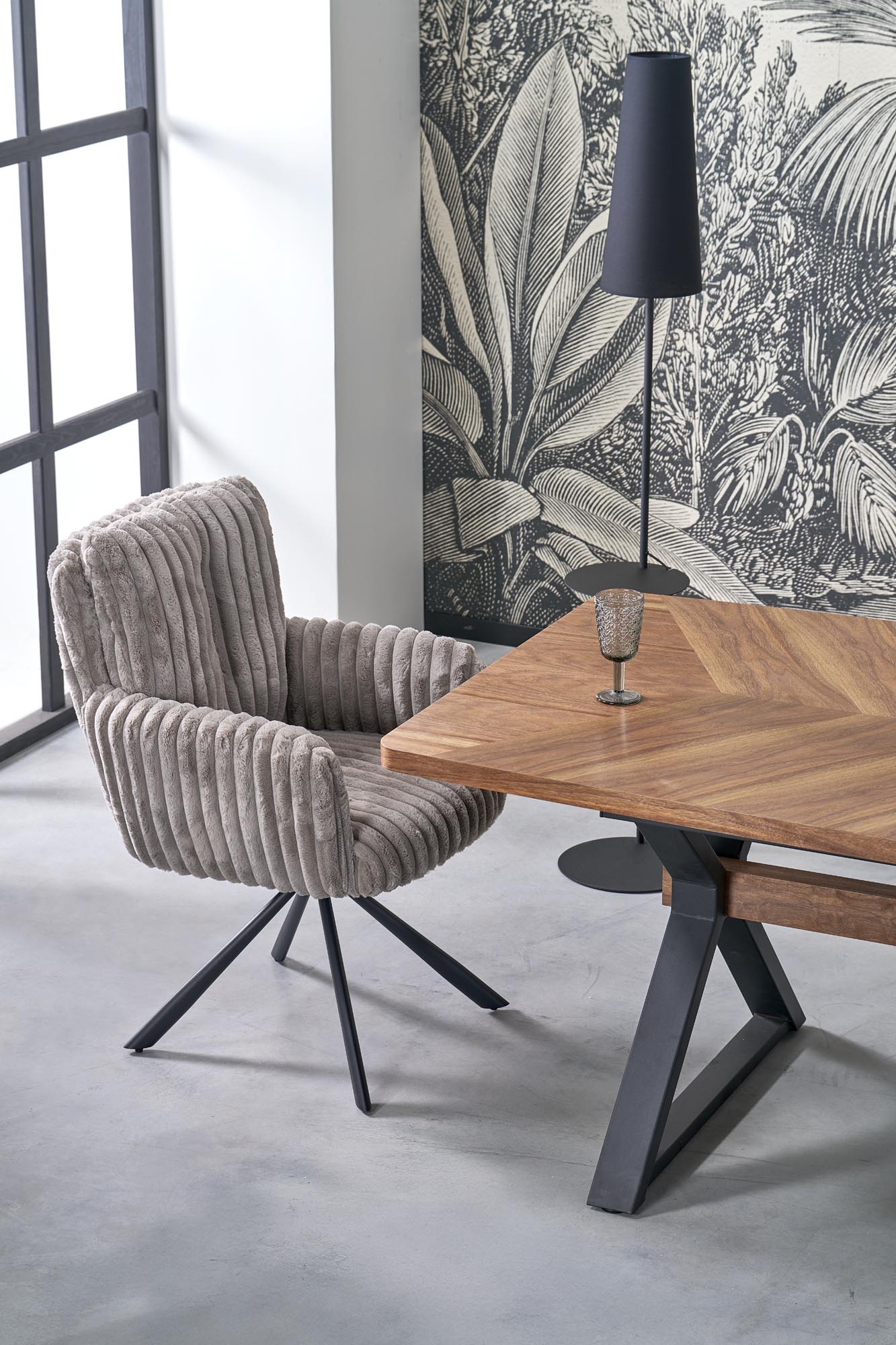 BARON extension table, walnut / black - Image 10