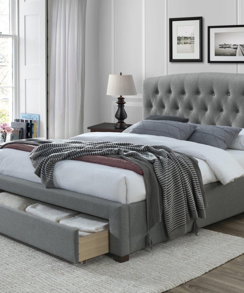 AVANTI bed with drawer