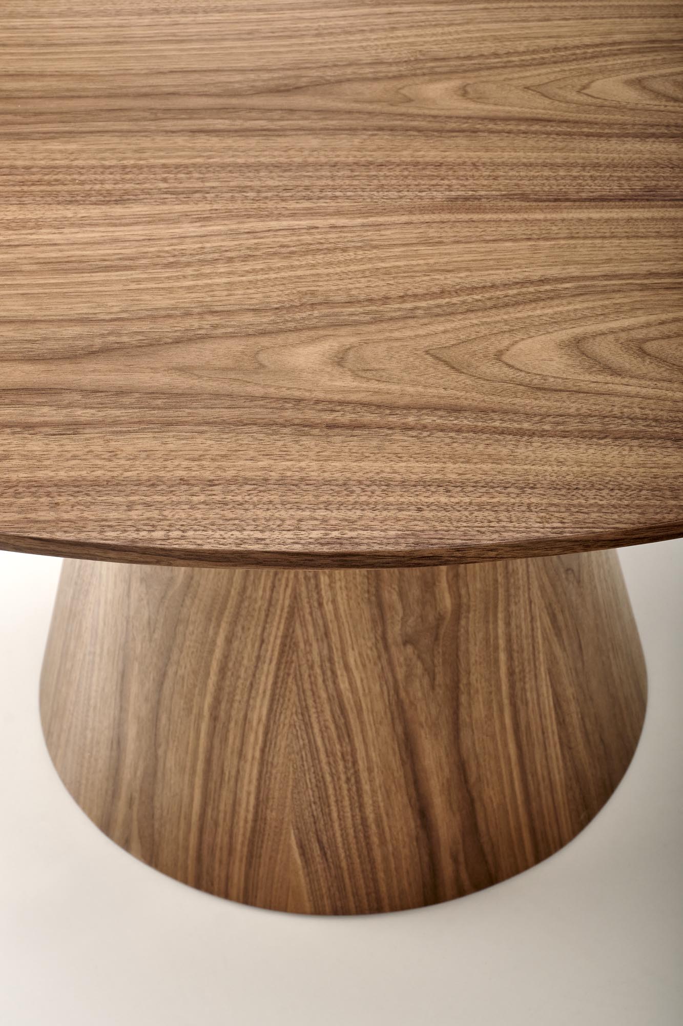 HENDERSON round table, walnut - Image 7
